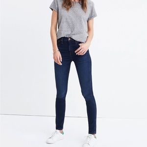 Madewell 10" High-Rise Skinny Jeans in Hayes Wash